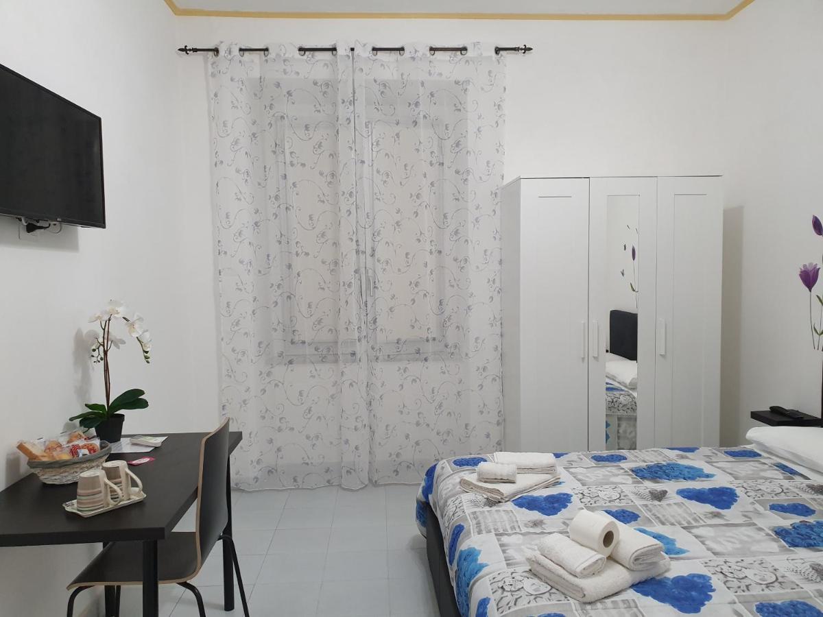 Le Tre Orchidee Acomodação com café da manhã Salerno Exterior foto